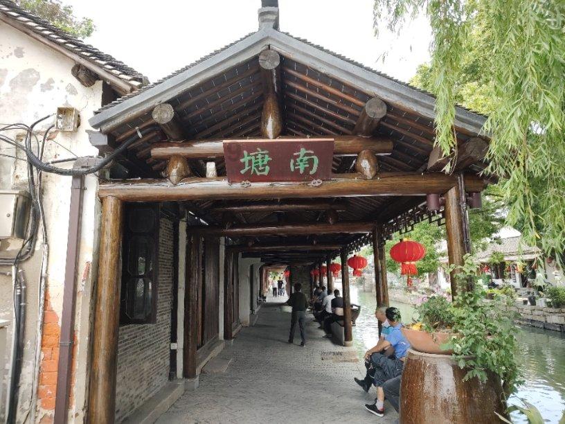 四野悍将钟伟：不满自己只是少将，声称要把勋章挂到狗尾巴上